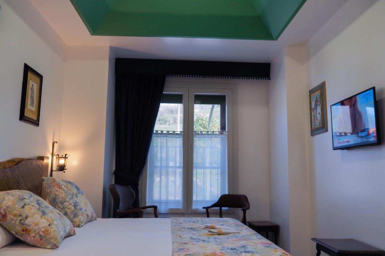 Posada Y Apartamentos Trebuesto De Guriezo Εξωτερικό φωτογραφία
