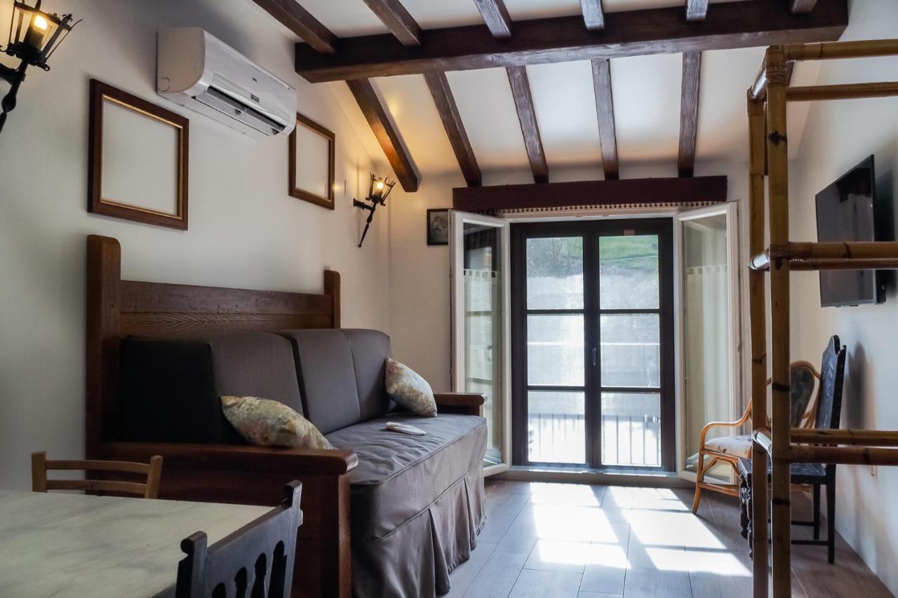 Posada Y Apartamentos Trebuesto De Guriezo Εξωτερικό φωτογραφία
