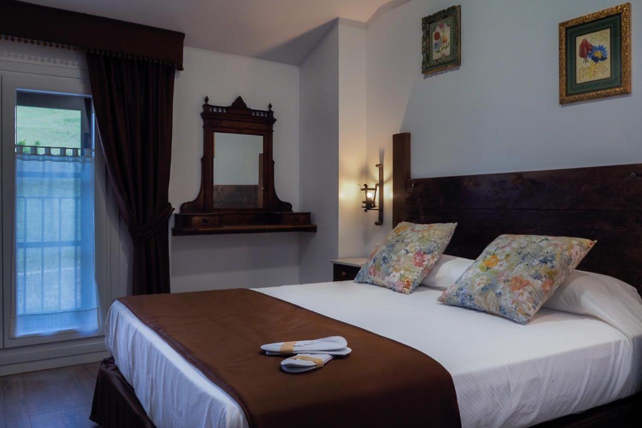 Posada Y Apartamentos Trebuesto De Guriezo Εξωτερικό φωτογραφία