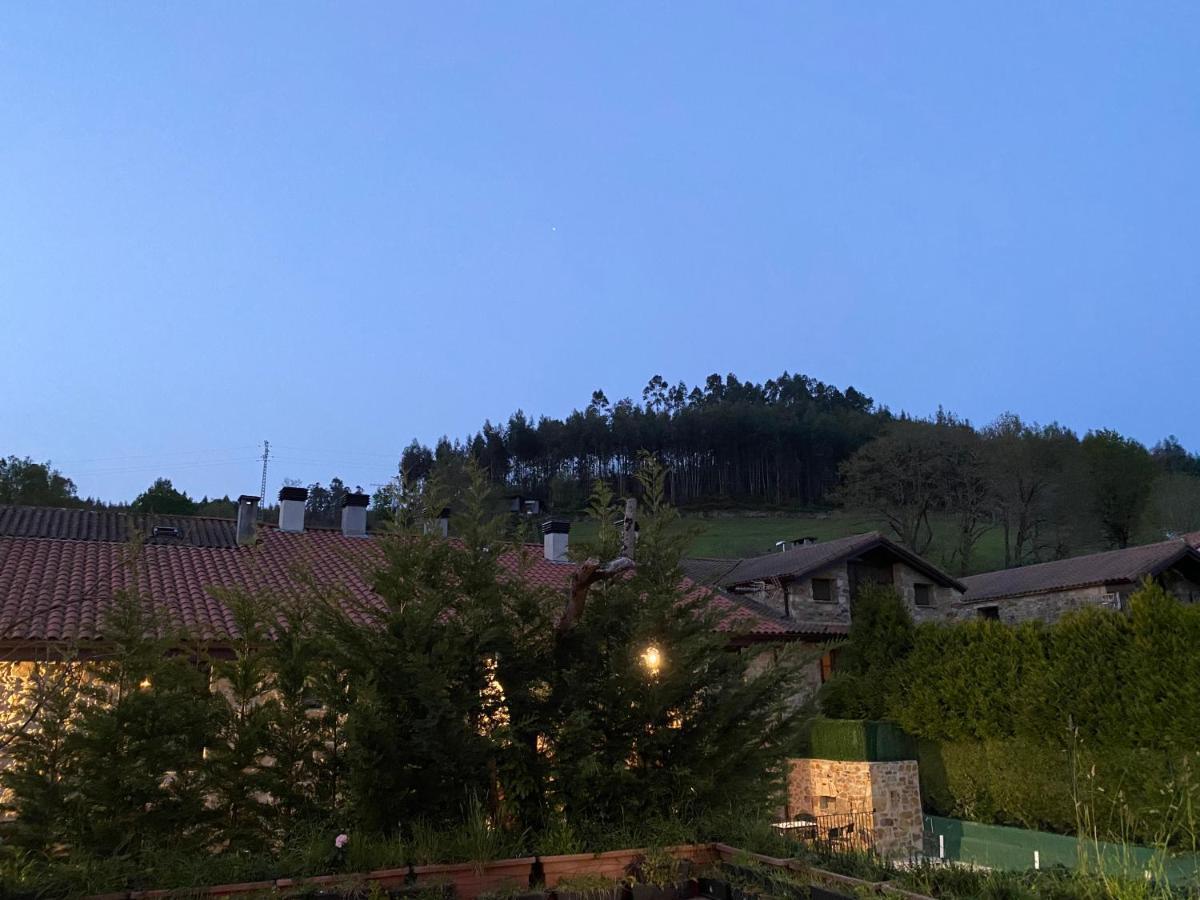 Posada Y Apartamentos Trebuesto De Guriezo Εξωτερικό φωτογραφία