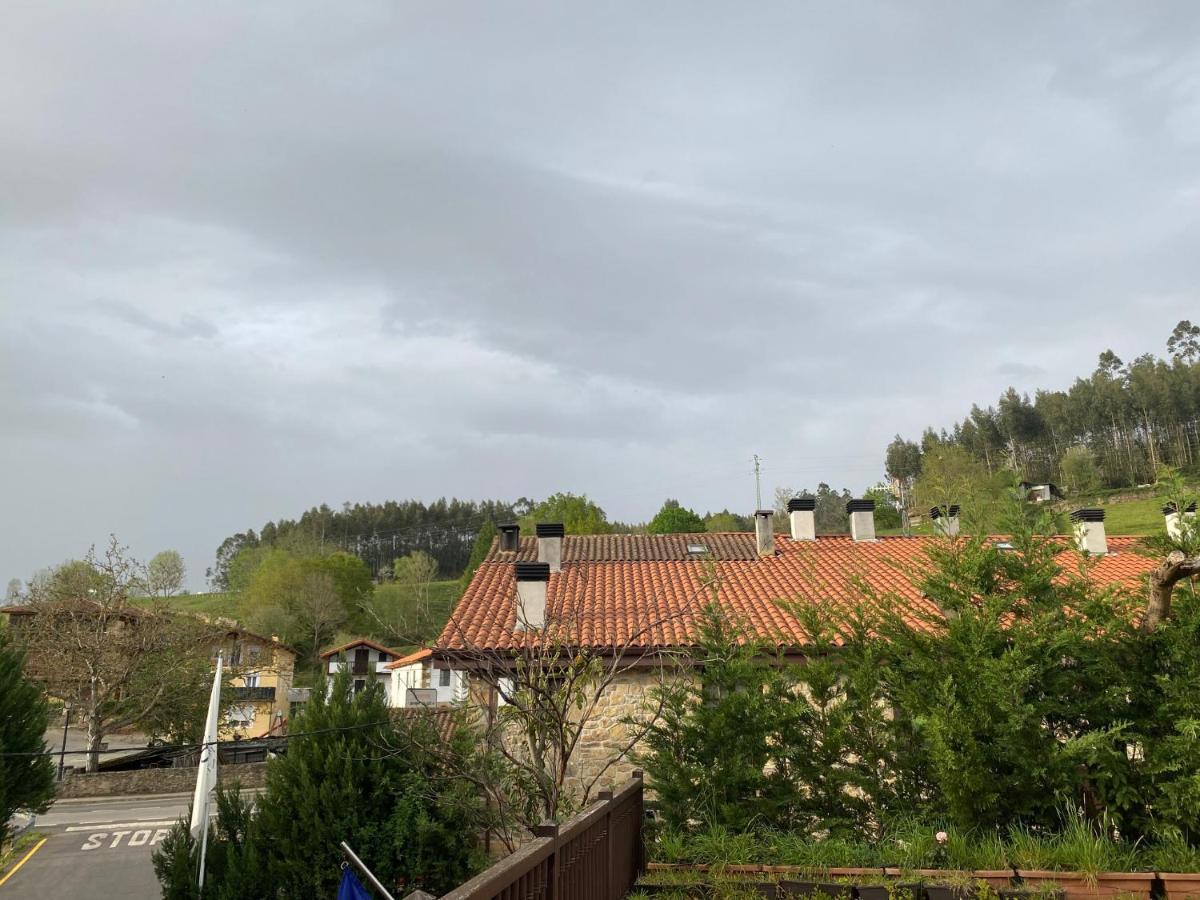 Posada Y Apartamentos Trebuesto De Guriezo Εξωτερικό φωτογραφία